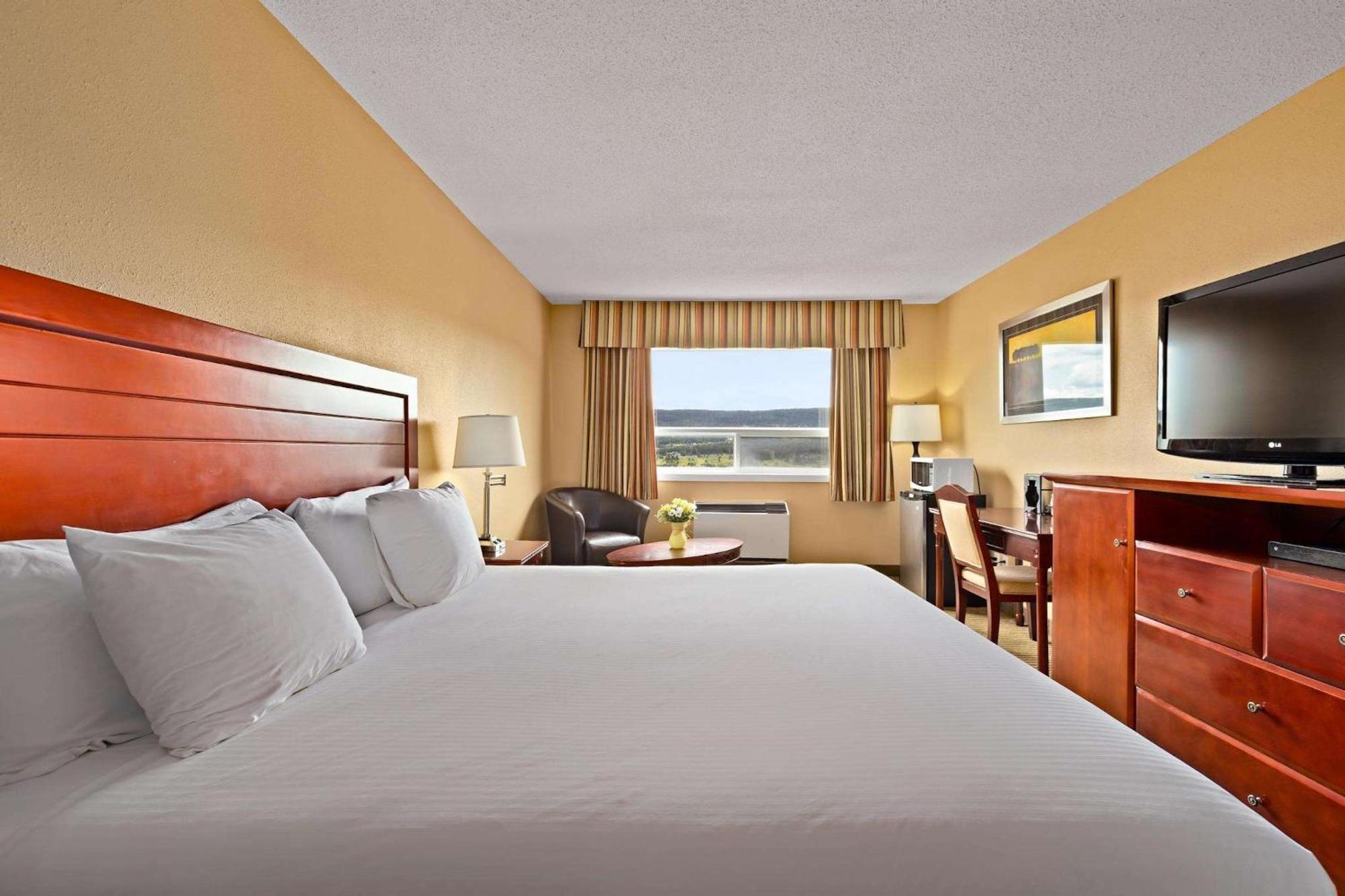 Coast Fraser Inn Williams Lake Ngoại thất bức ảnh